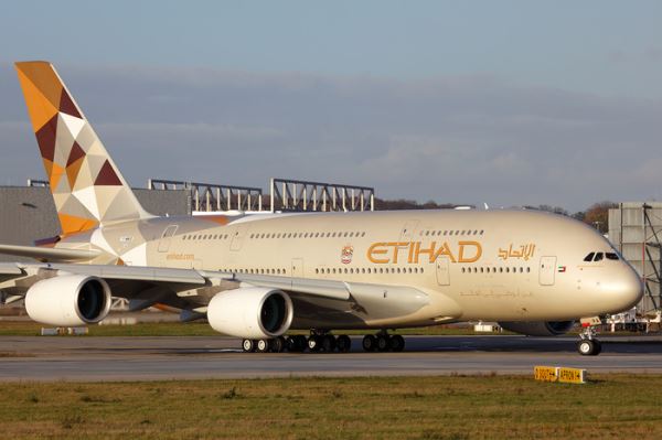 Etihad Airways полетит из Абу-Даби в Санкт-Петербург