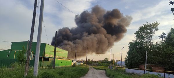В Малоярославце сгорел склад с отходами