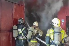 Названа возможная причина пожара на ростовском складе с посудой